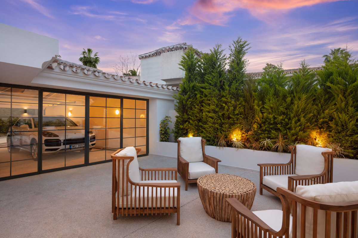 Huis te koop in Nueva Andalucía | 5 slaapkamers H5305297