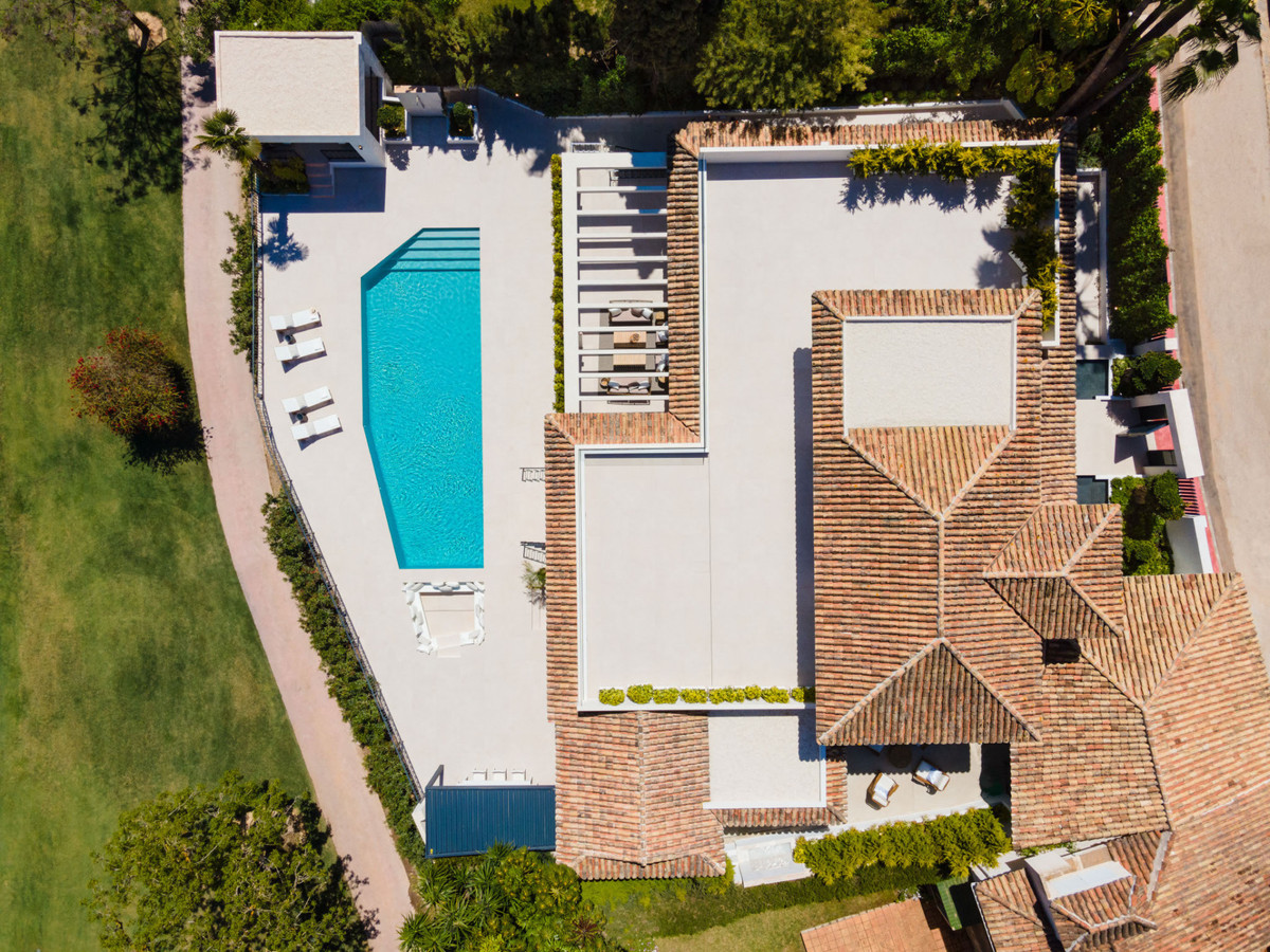 Huis te koop in Nueva Andalucía | 5 slaapkamers H5305297