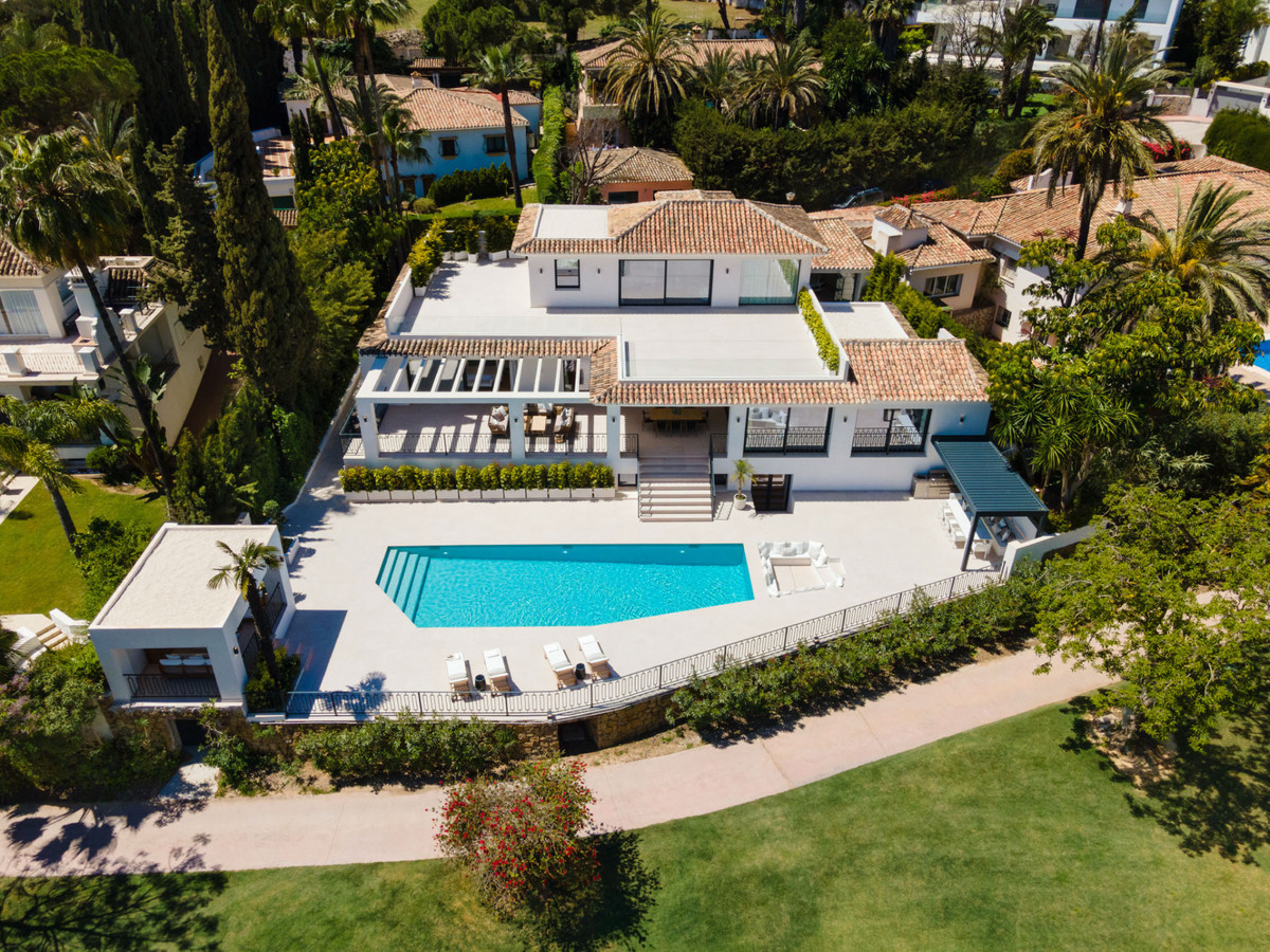 Huis te koop in Nueva Andalucía | 5 slaapkamers H5305297