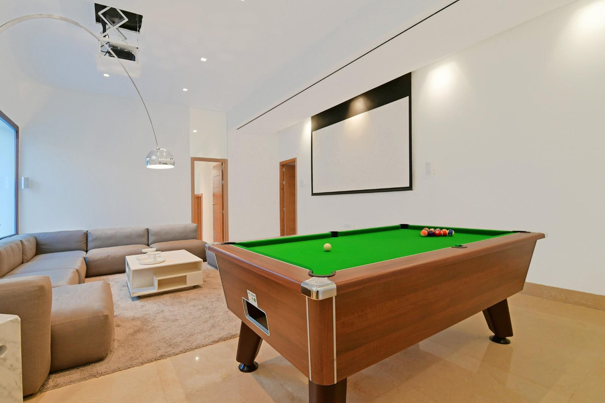 Huis te koop in Nueva Andalucía | 7 slaapkamers H5306014