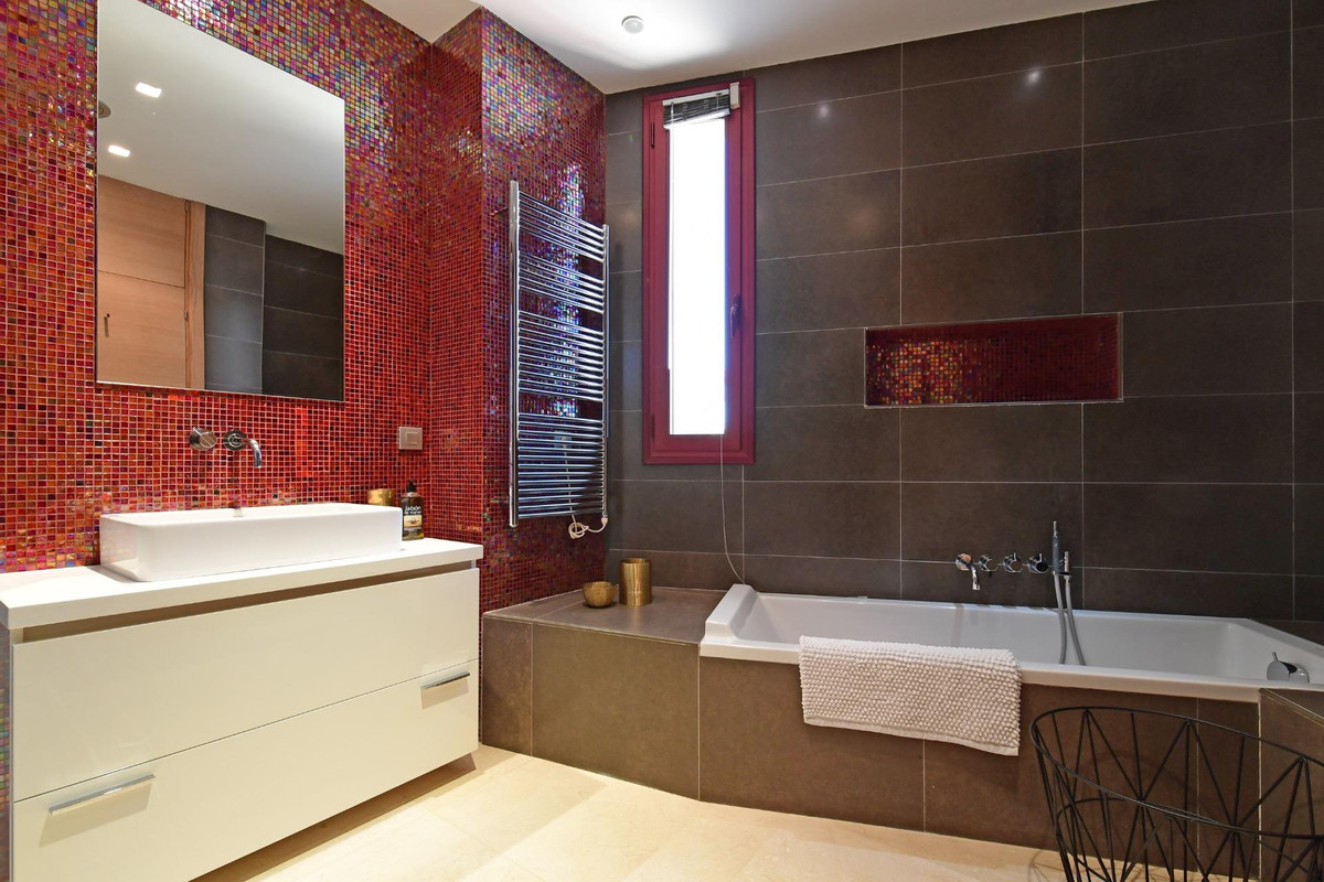 Huis te koop in Nueva Andalucía | 7 slaapkamers H5306014