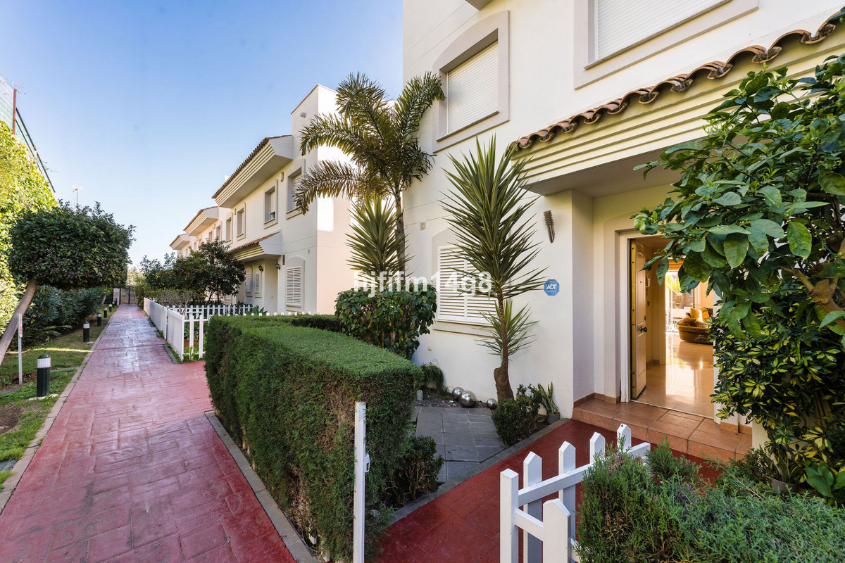 Huis te koop in Nueva Andalucía | 3 slaapkamers H5307106