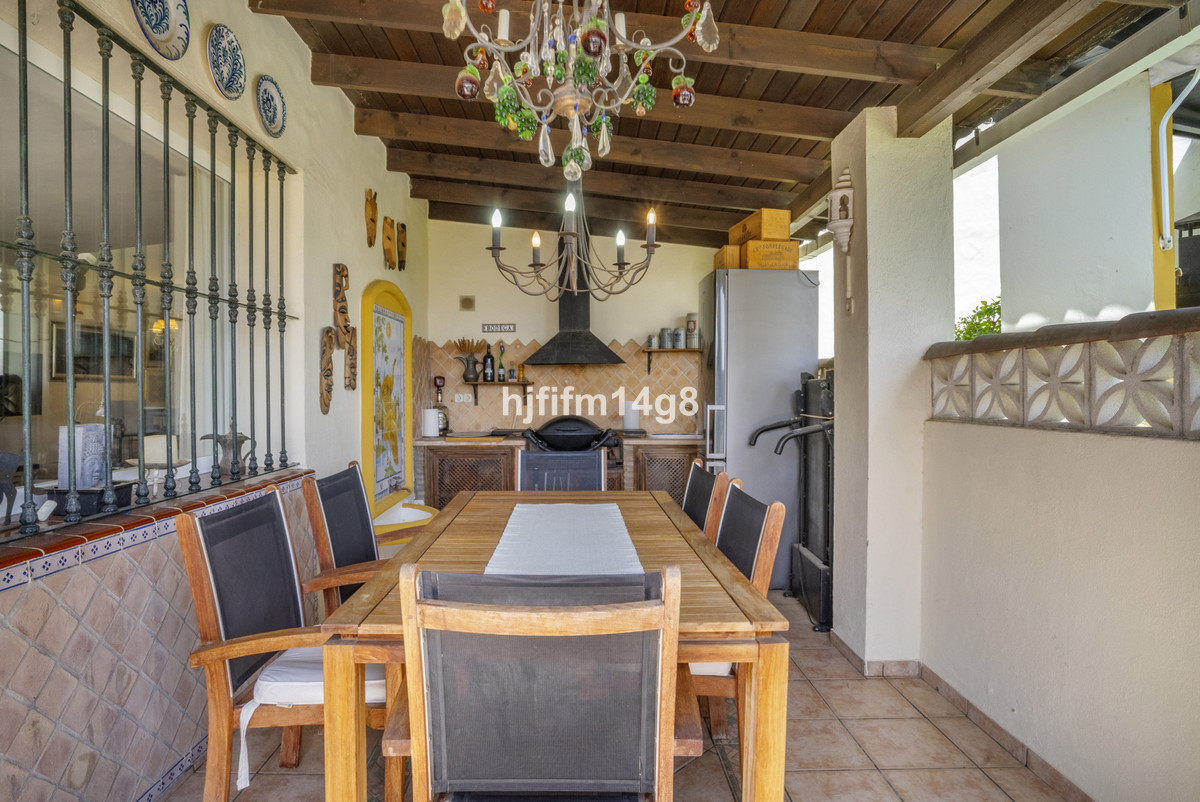 Huis te koop in Nueva Andalucía | 3 slaapkamers H5309338
