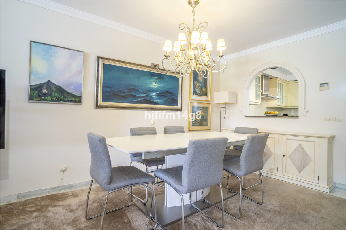 Huis te koop in Nueva Andalucía | 3 slaapkamers H5309338