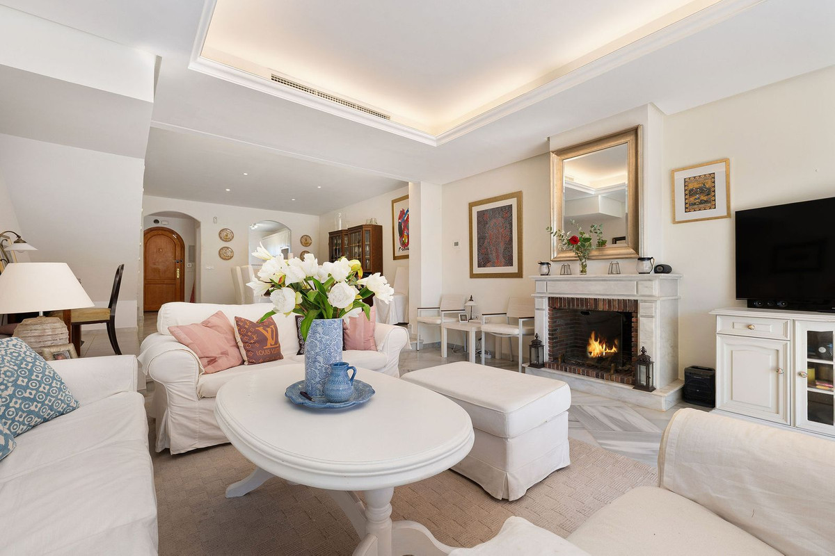 Huis te koop in Nueva Andalucía | 3 slaapkamers H5309761