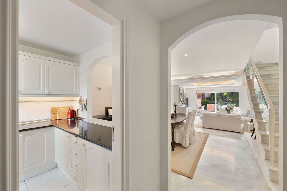 Huis te koop in Nueva Andalucía | 3 slaapkamers H5309761