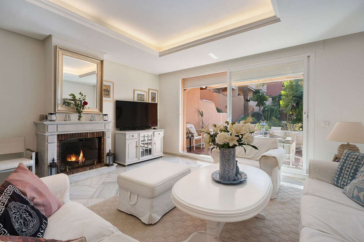 Huis te koop in Nueva Andalucía | 3 slaapkamers H5309761