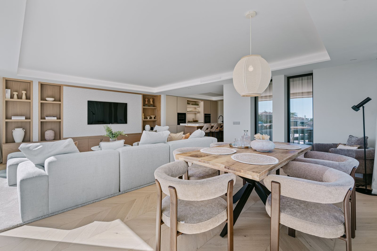 Appartement te koop in Nueva Andalucía | 3 slaapkamers H5309887