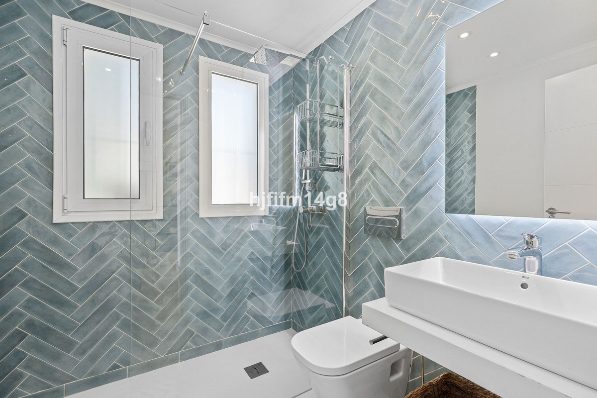 Huis te koop in Nueva Andalucía | 5 slaapkamers H5310151