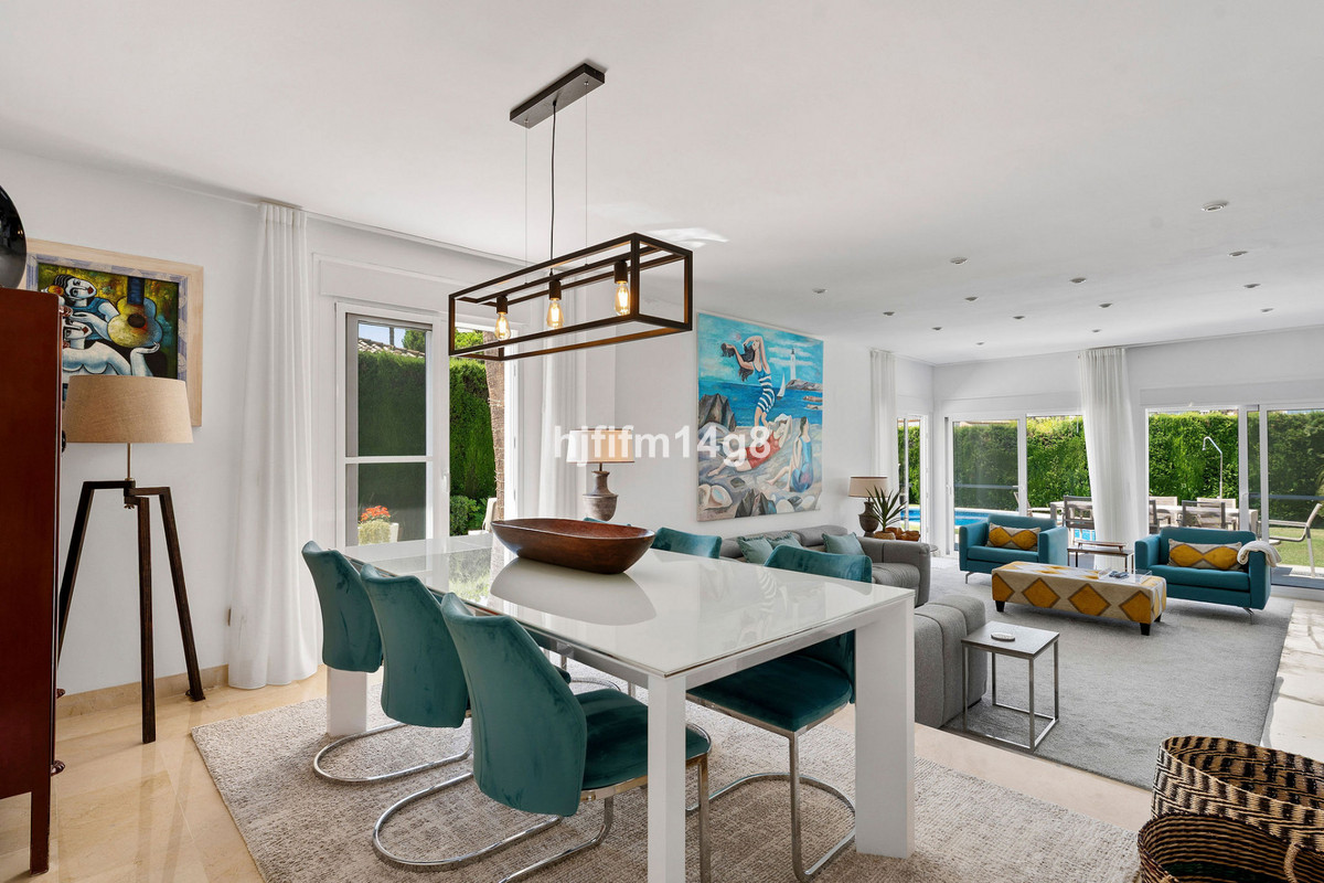 Huis te koop in Nueva Andalucía | 5 slaapkamers H5310151