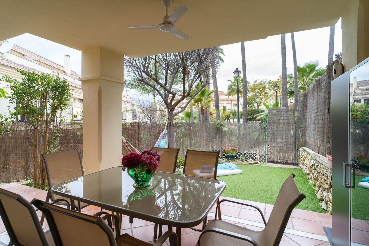 Huis te koop in Nueva Andalucía | 4 slaapkamers H5315371