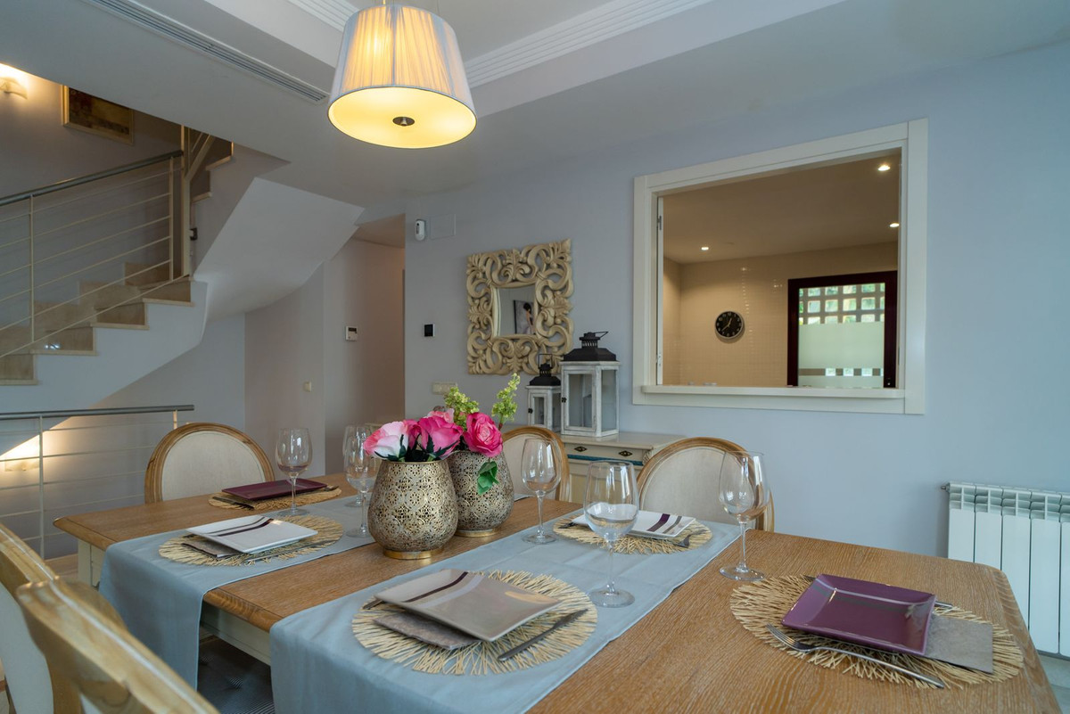 Huis te koop in Nueva Andalucía | 4 slaapkamers H5315371