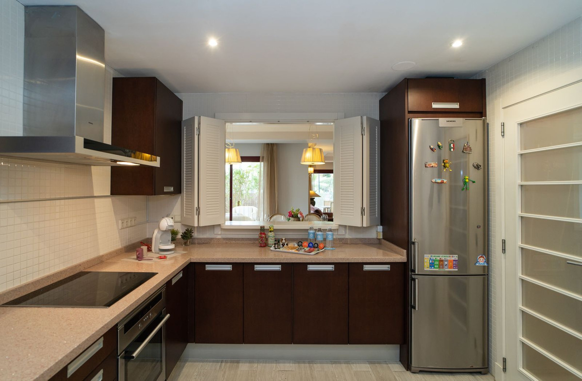 Huis te koop in Nueva Andalucía | 4 slaapkamers H5315371