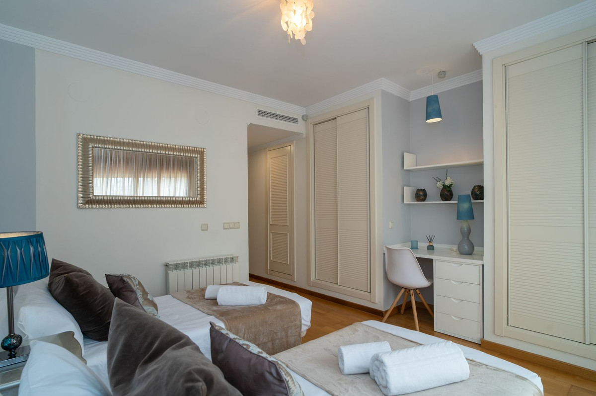 Huis te koop in Nueva Andalucía | 4 slaapkamers H5315371