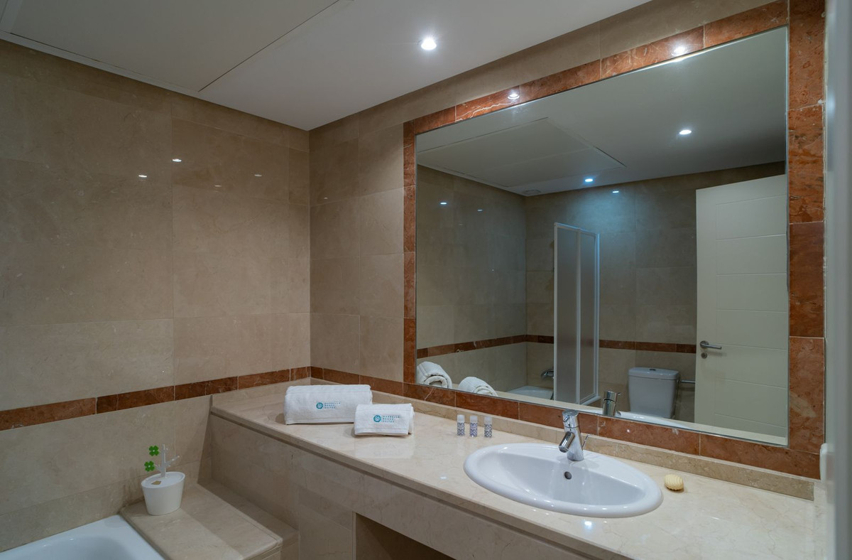 Huis te koop in Nueva Andalucía | 4 slaapkamers H5315371