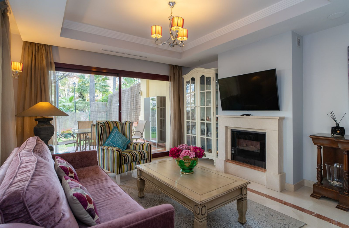 Huis te koop in Nueva Andalucía | 4 slaapkamers H5315371