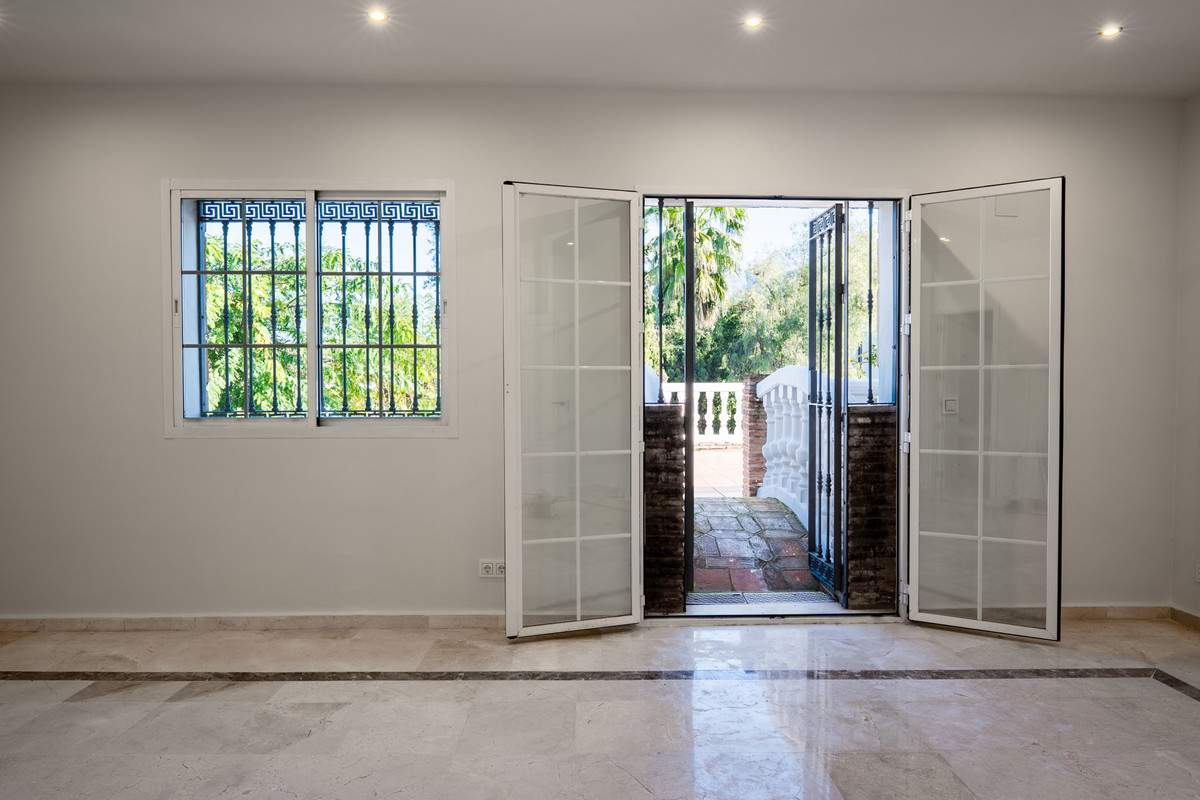 Huis te koop in Nueva Andalucía | 4 slaapkamers H5317114