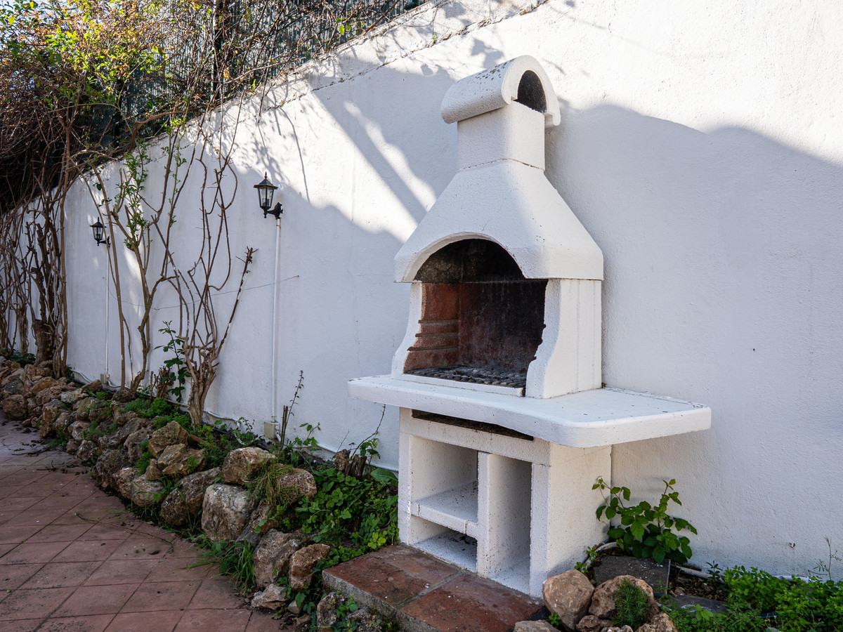 Huis te koop in Nueva Andalucía | 4 slaapkamers H5317114