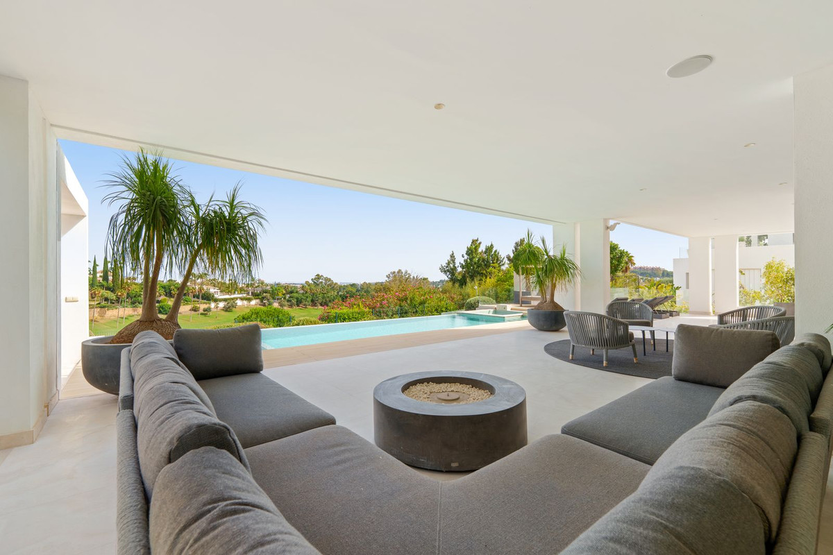 Huis te koop in Nueva Andalucía | 5 slaapkamers H5324968