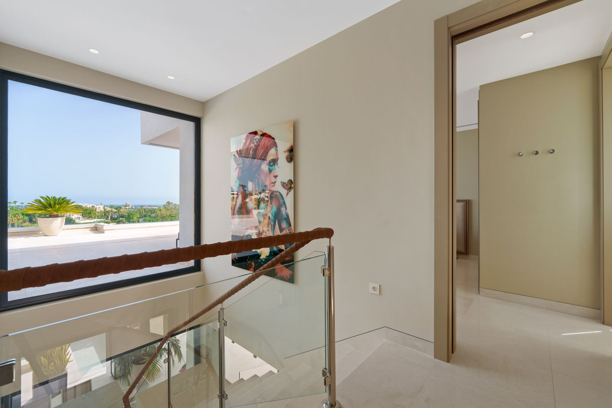 Huis te koop in Nueva Andalucía | 5 slaapkamers H5324968