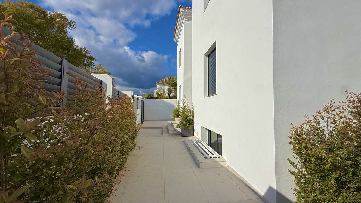 Property main view 45