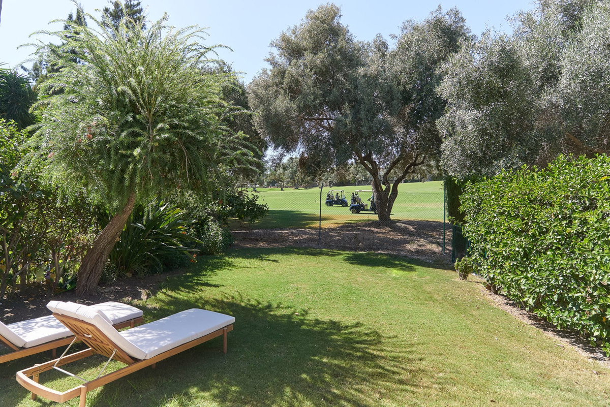 Huis te koop in Nueva Andalucía | 4 slaapkamers H5328550