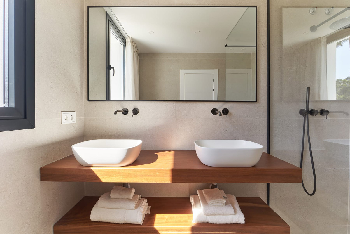 Huis te koop in Nueva Andalucía | 4 slaapkamers H5328550