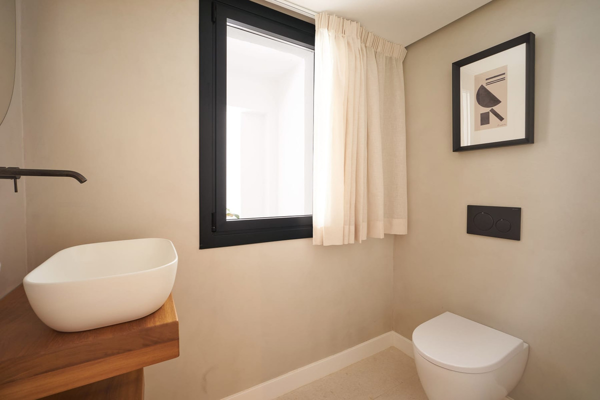 Huis te koop in Nueva Andalucía | 4 slaapkamers H5328550