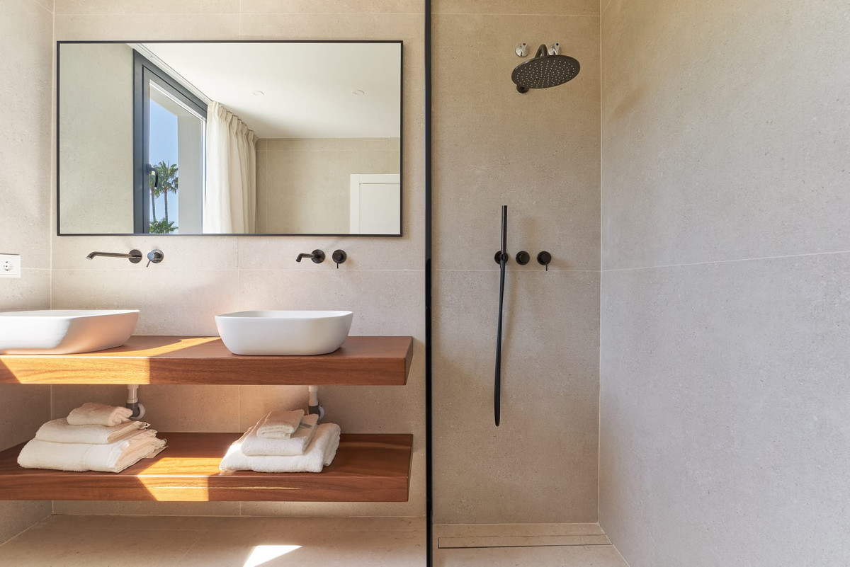 Huis te koop in Nueva Andalucía | 4 slaapkamers H5328550