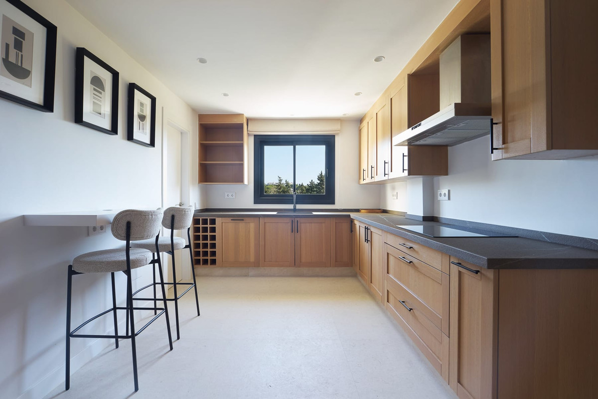 Huis te koop in Nueva Andalucía | 4 slaapkamers H5328550