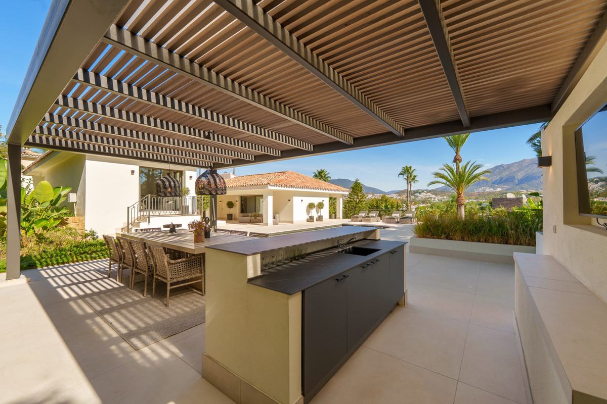 Huis te koop in Nueva Andalucía | 5 slaapkamers H5333548