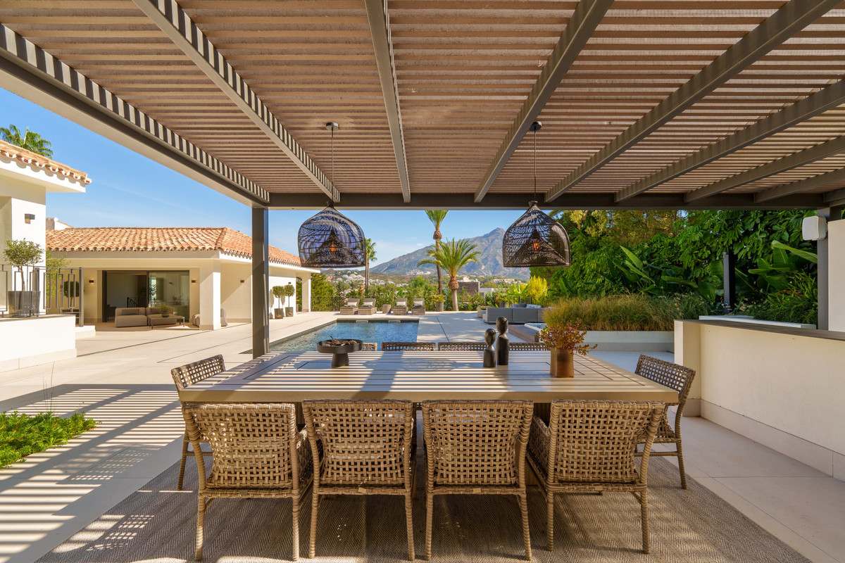 Huis te koop in Nueva Andalucía | 5 slaapkamers H5333548