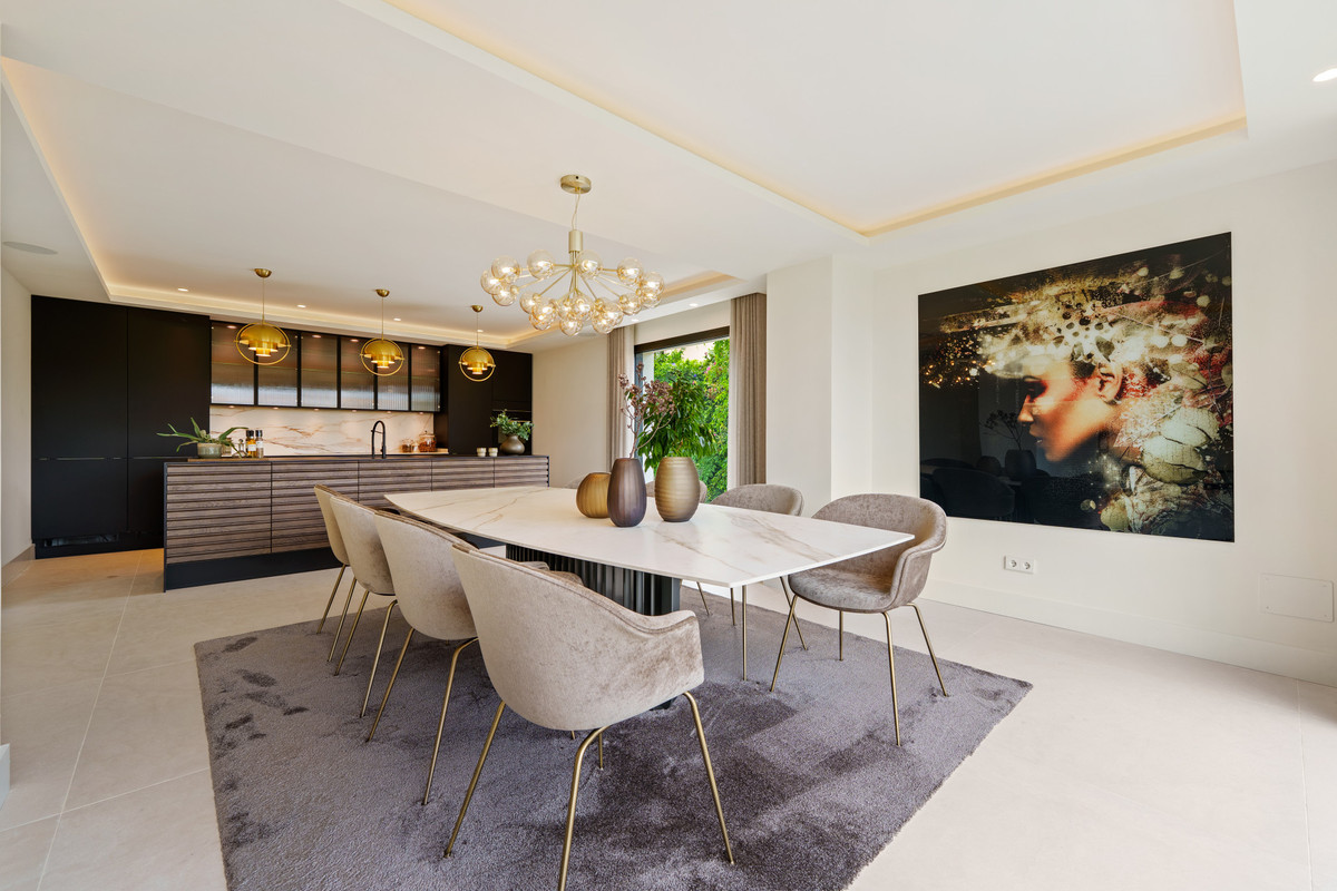 Huis te koop in Nueva Andalucía | 5 slaapkamers H5333548