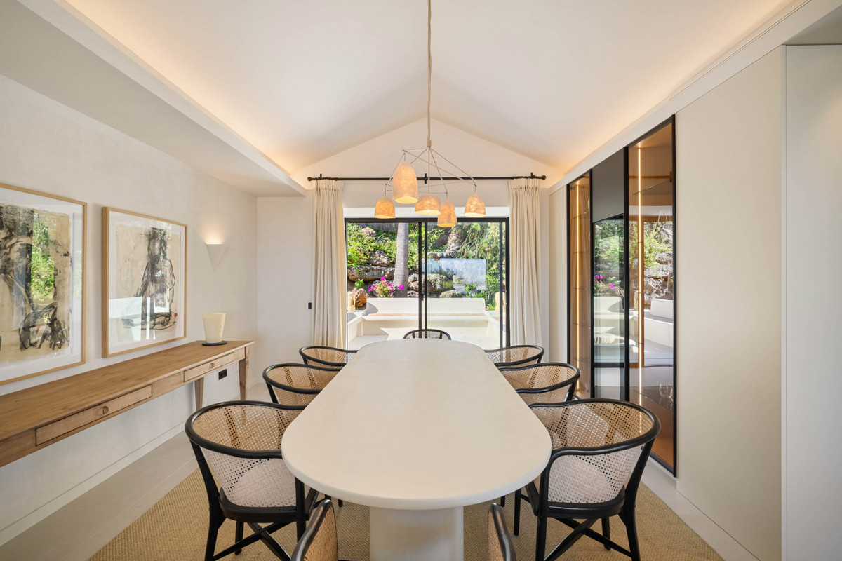 Huis te koop in Nueva Andalucía | 4 slaapkamers H5333590