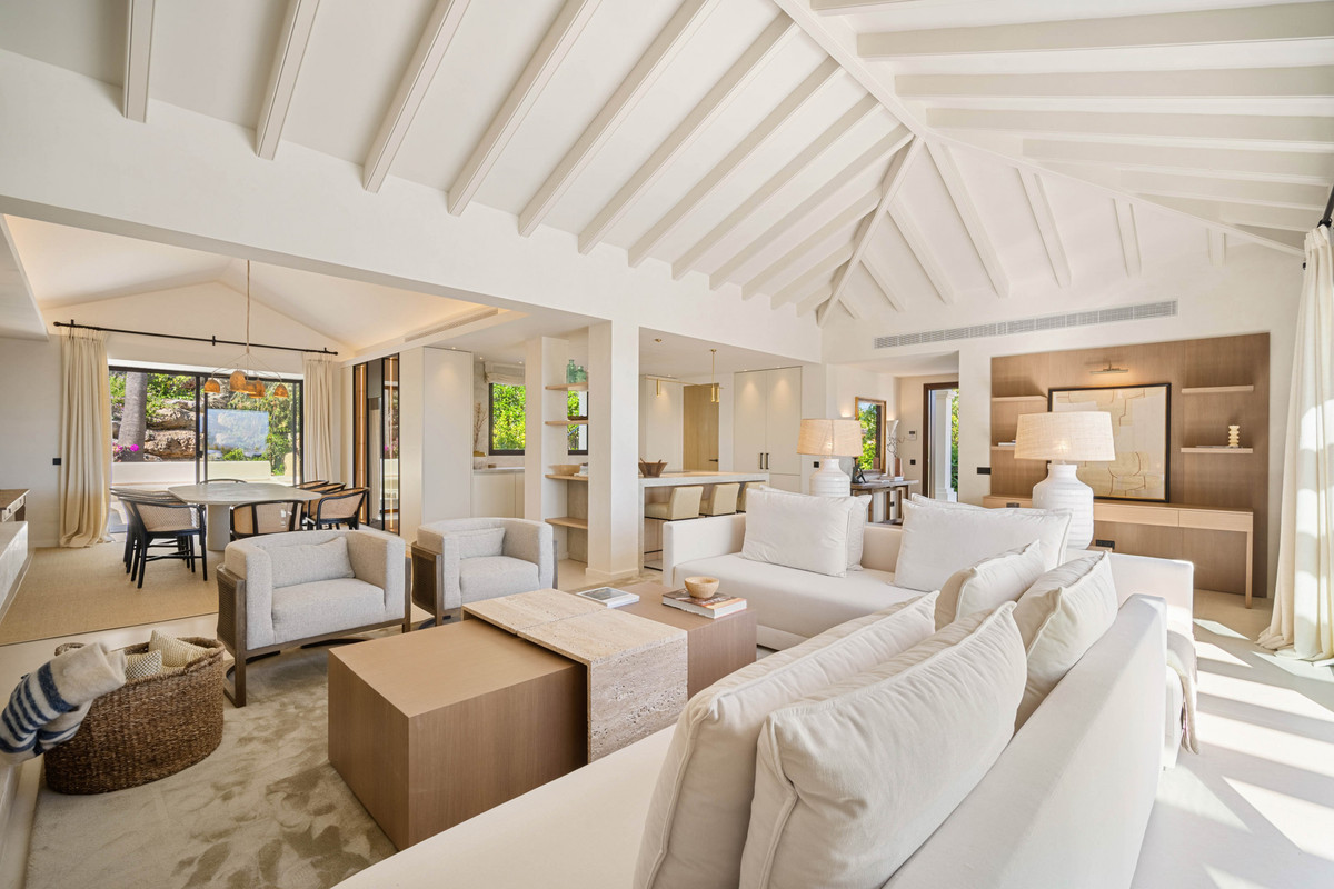 Huis te koop in Nueva Andalucía | 4 slaapkamers H5333590