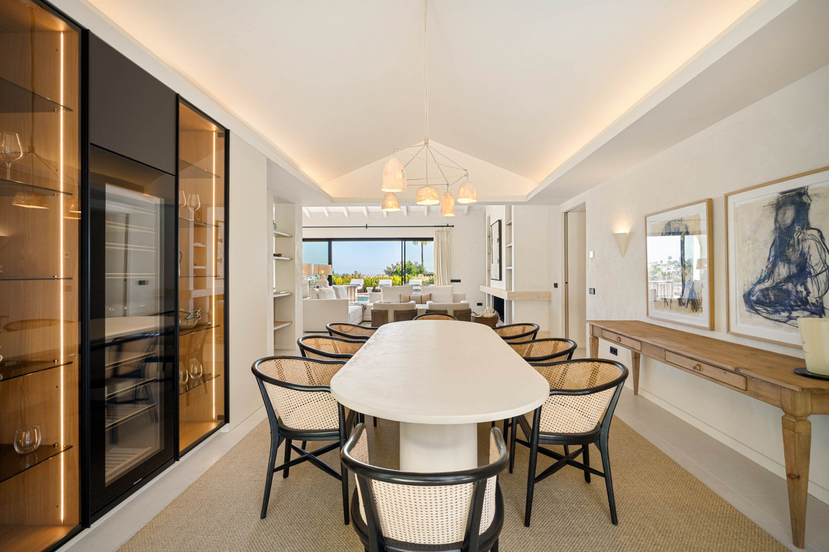 Huis te koop in Nueva Andalucía | 4 slaapkamers H5333590