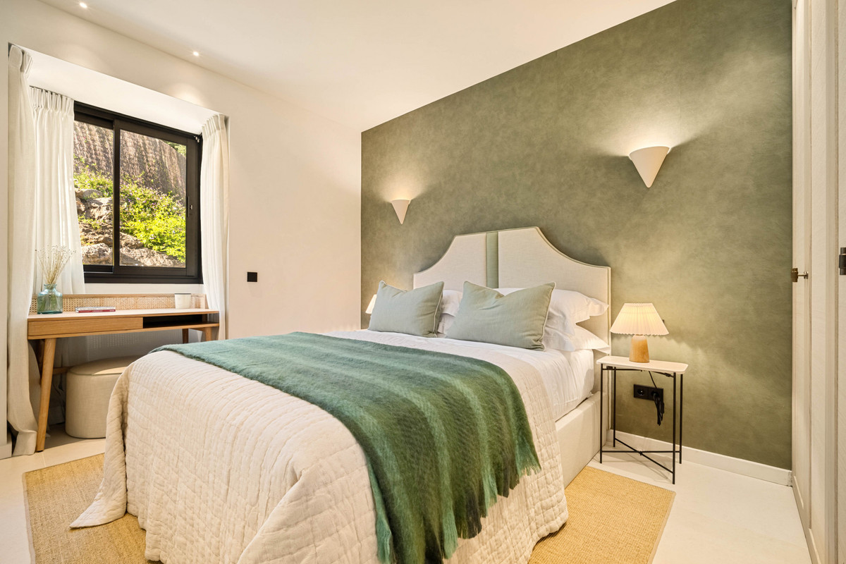 Huis te koop in Nueva Andalucía | 4 slaapkamers H5333590