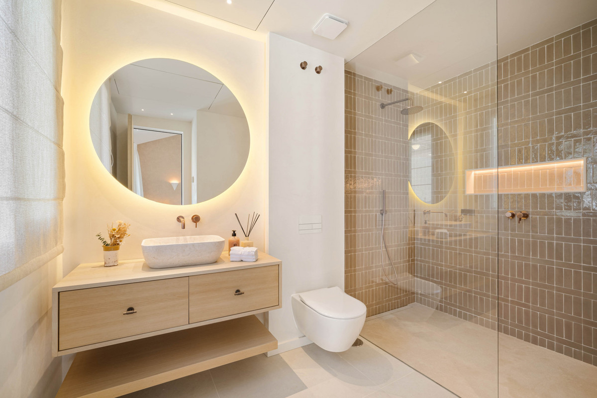 Huis te koop in Nueva Andalucía | 4 slaapkamers H5333590