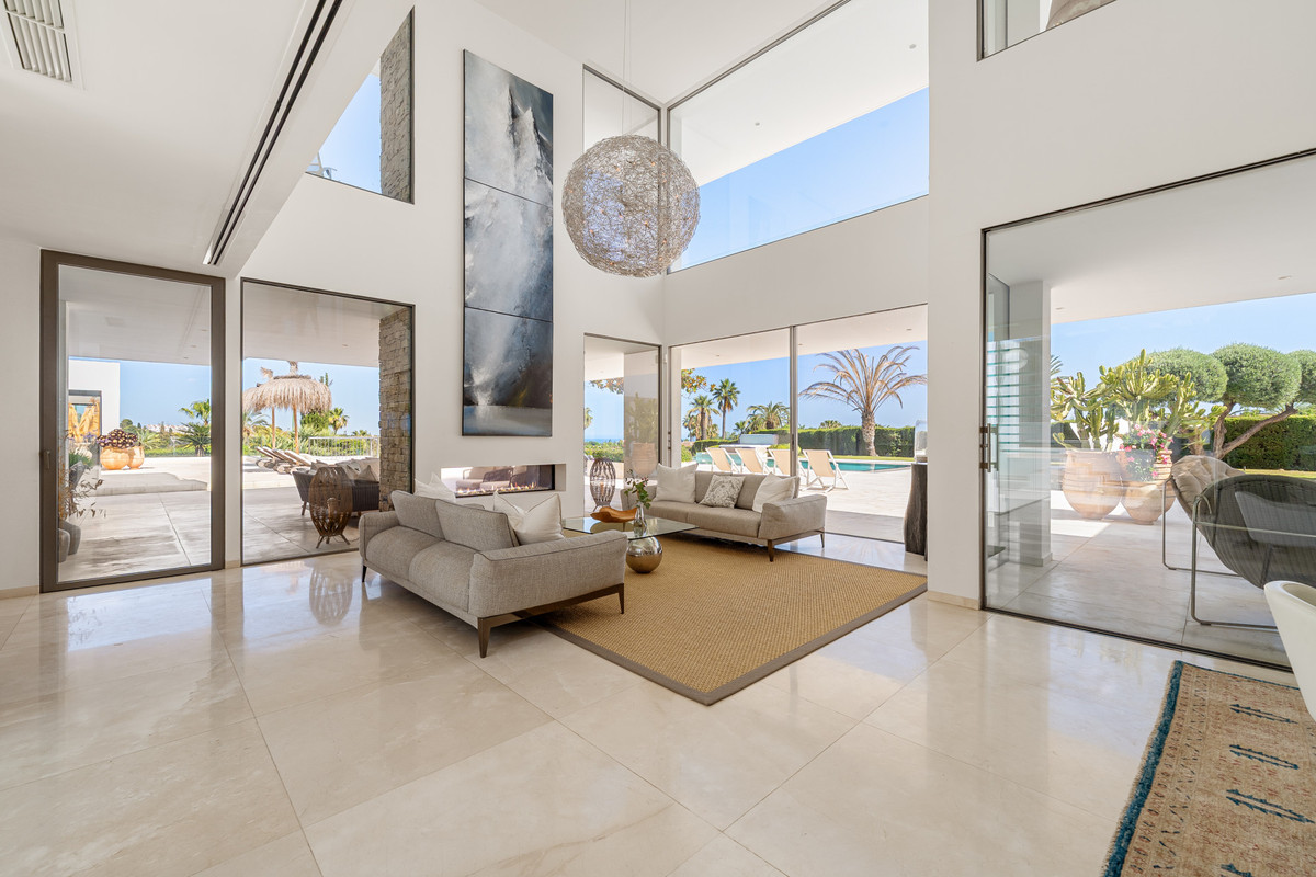 Huis te koop in Nueva Andalucía | 7 slaapkamers H5333596