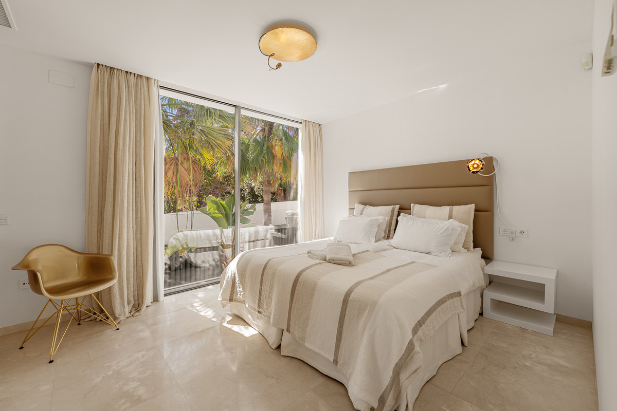 Huis te koop in Nueva Andalucía | 7 slaapkamers H5333596