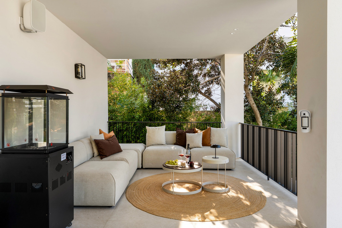 Huis te koop in Nueva Andalucía | 6 slaapkamers H5336845