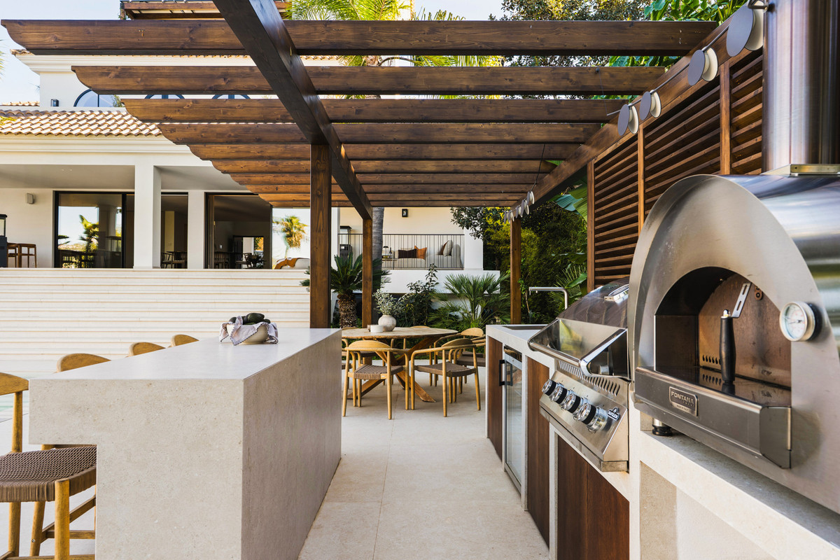 Huis te koop in Nueva Andalucía | 6 slaapkamers H5336845