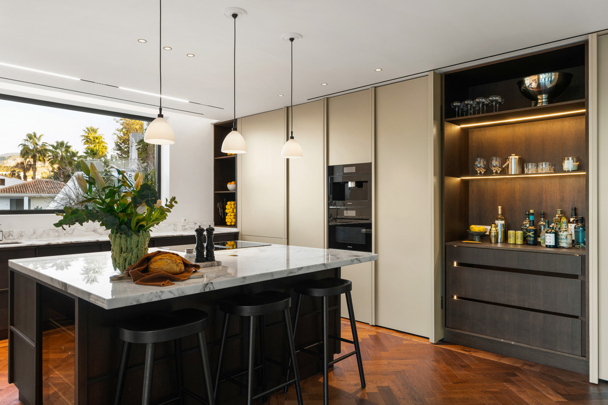 Huis te koop in Nueva Andalucía | 6 slaapkamers H5336845