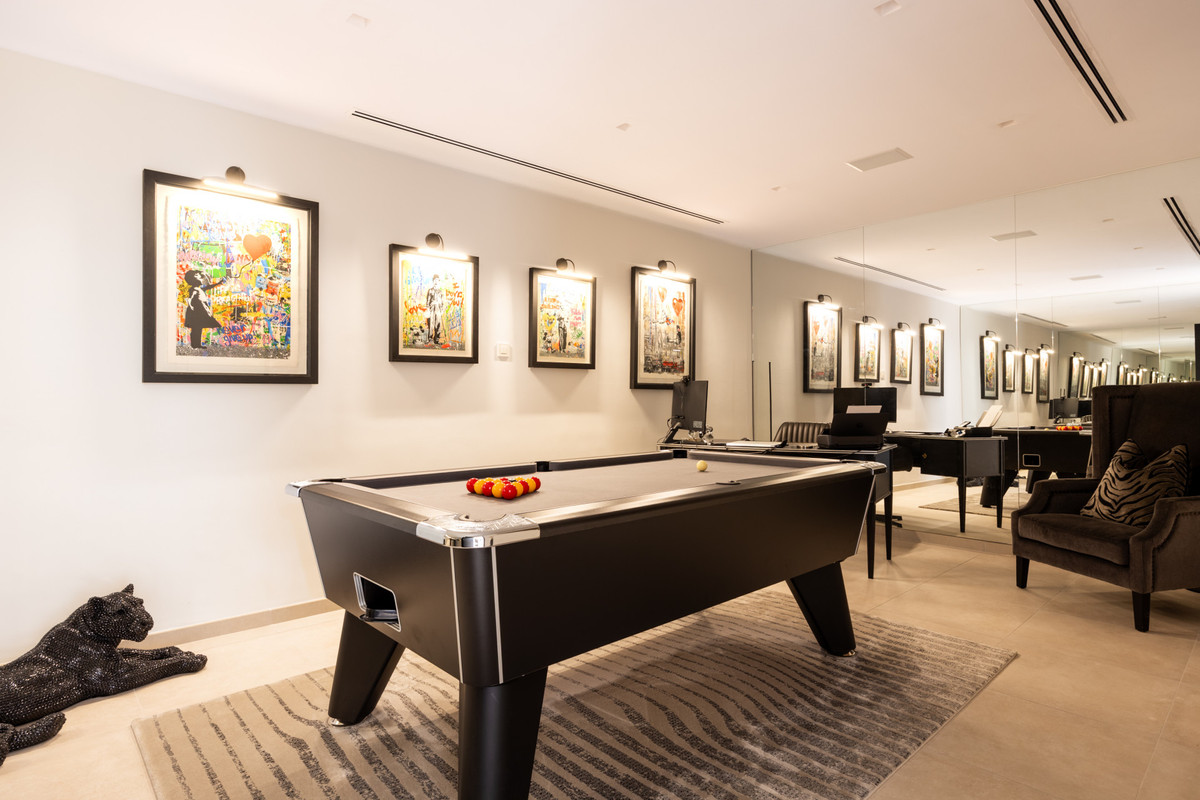 Huis te koop in Nueva Andalucía | 4 slaapkamers H5341228