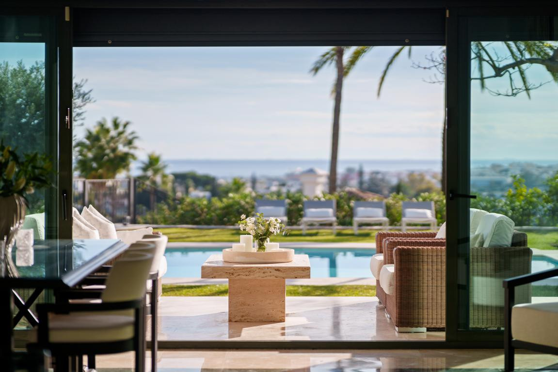 Huis te koop in Nueva Andalucía | 4 slaapkamers H5343718