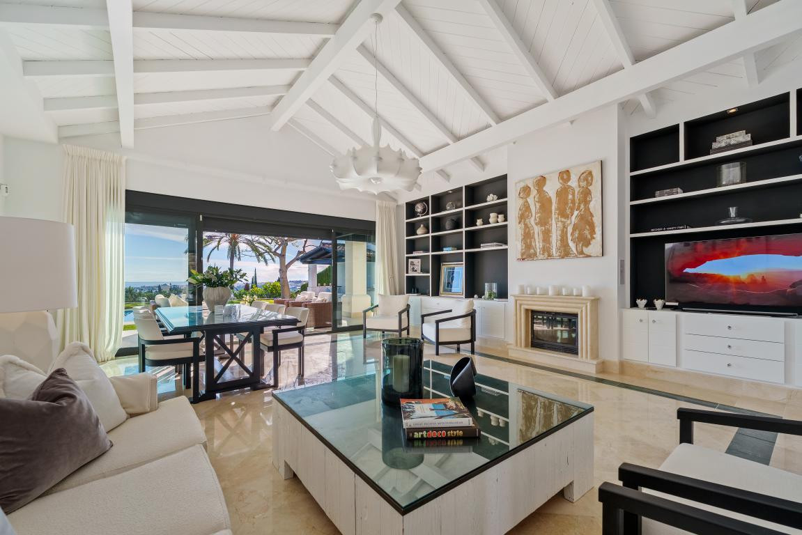 Huis te koop in Nueva Andalucía | 4 slaapkamers H5343718