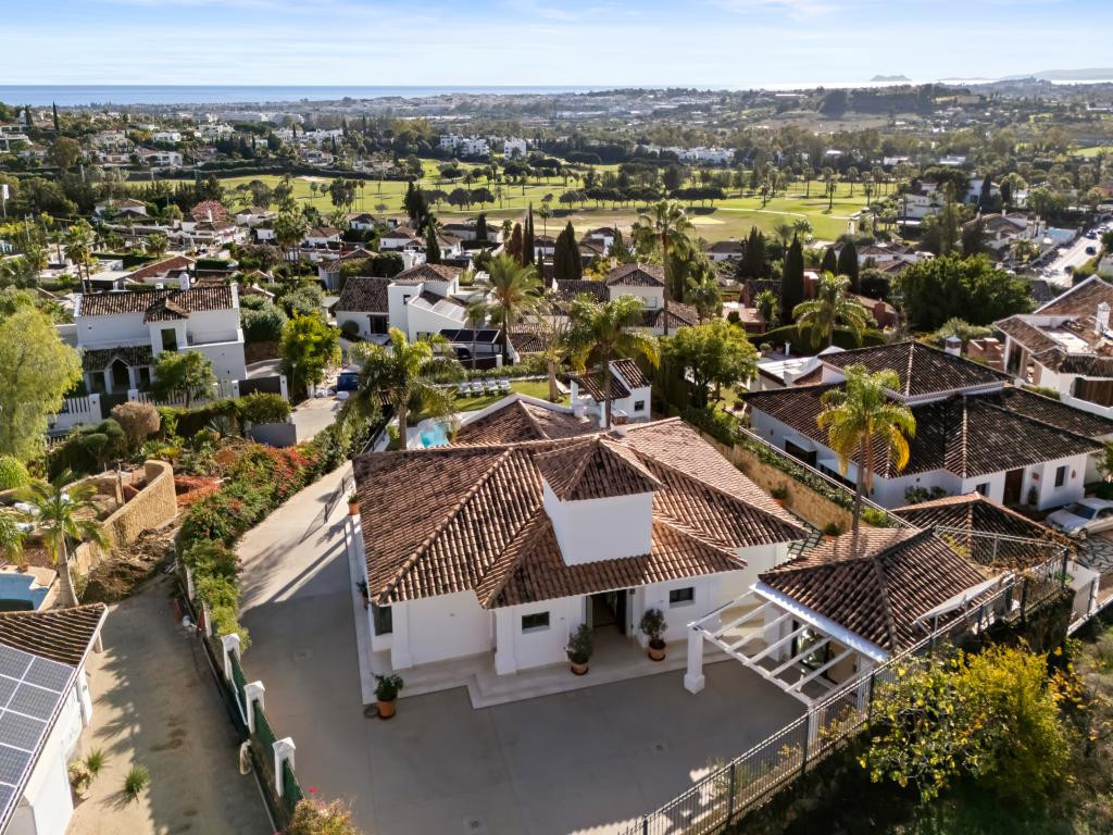 Huis te koop in Nueva Andalucía | 4 slaapkamers H5343718