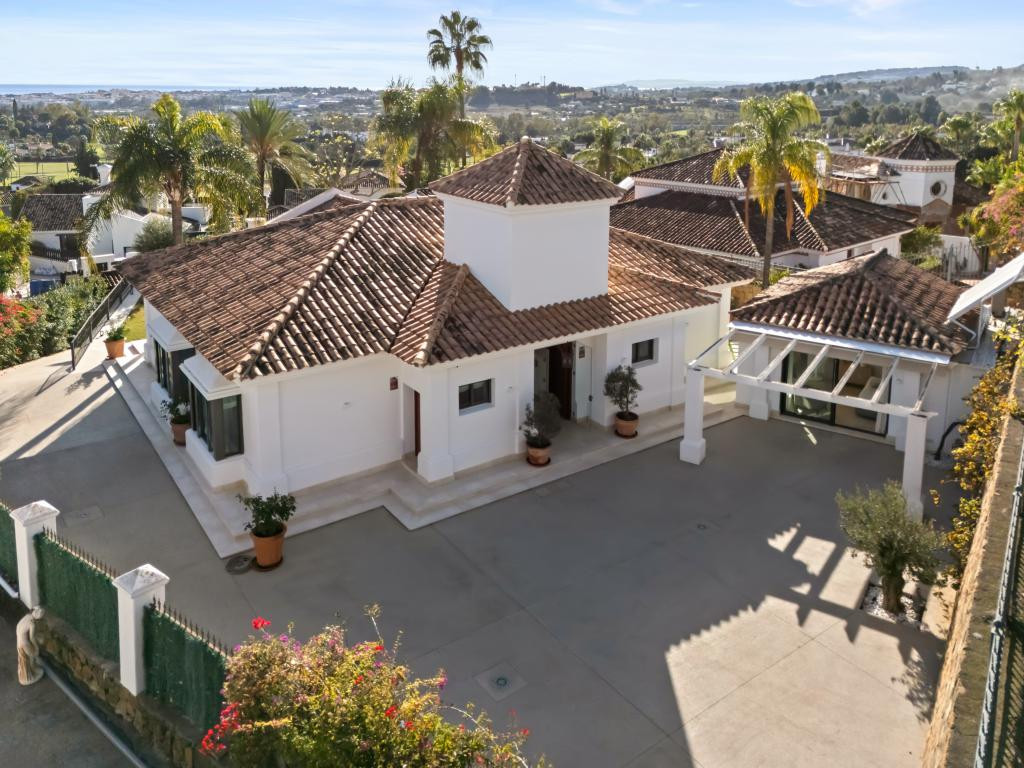 Huis te koop in Nueva Andalucía | 4 slaapkamers H5343718