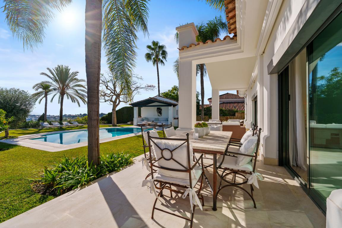 Huis te koop in Nueva Andalucía | 4 slaapkamers H5343718