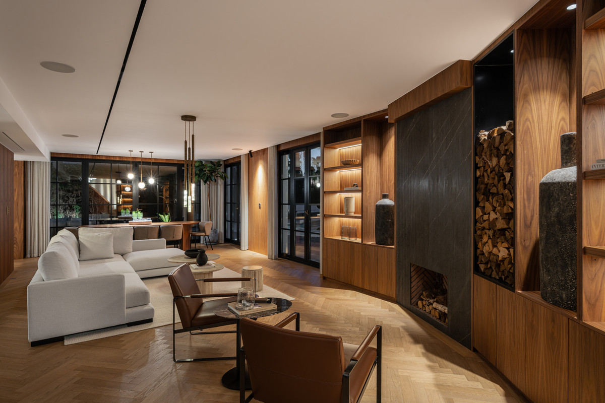 Property main view 42